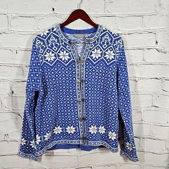croft & barrow Sweaters - Croft & Barrow Metal Clip Cardigan